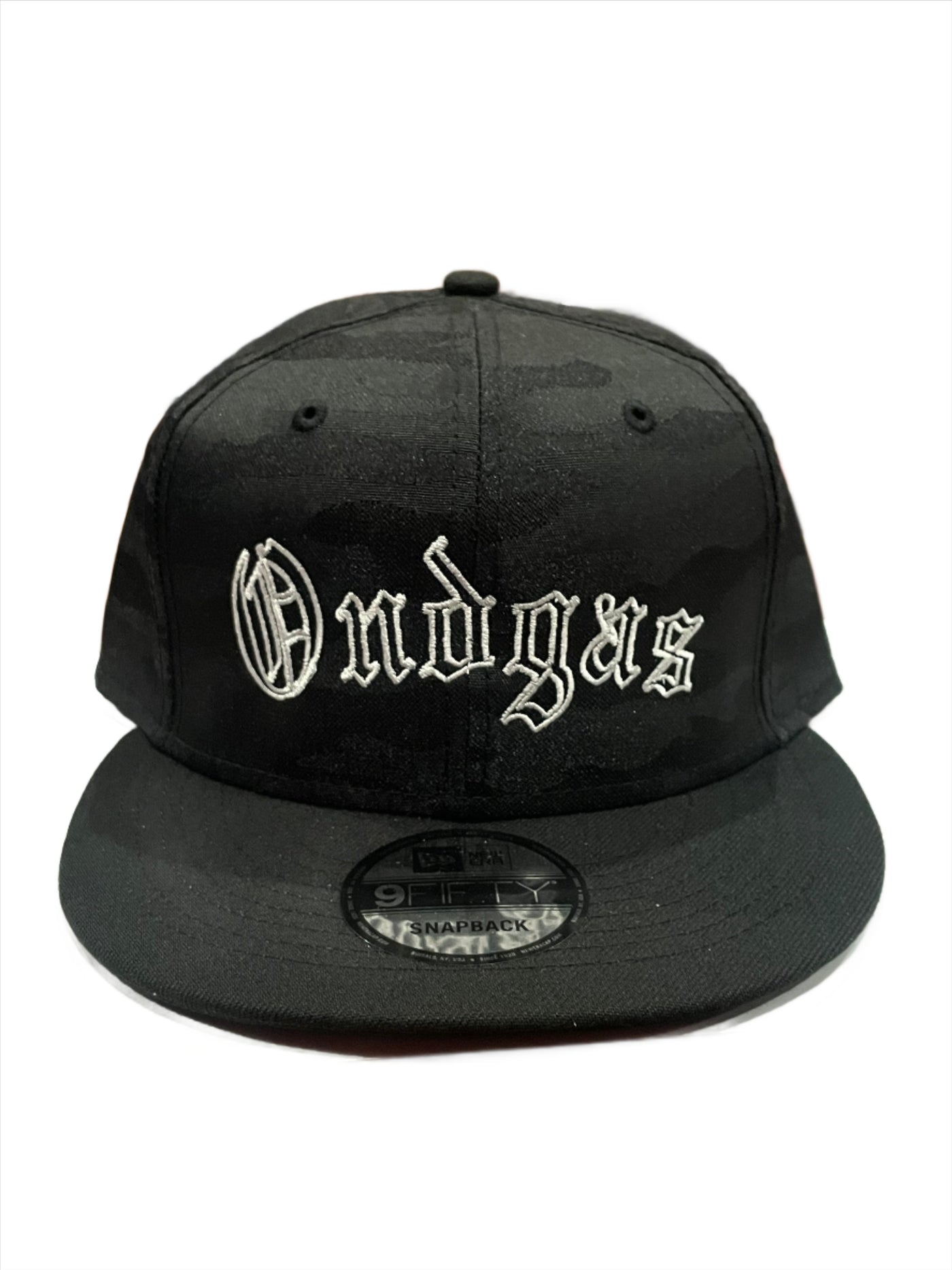Old English 'Outlined' Ondgas Snapback (Black Camo)